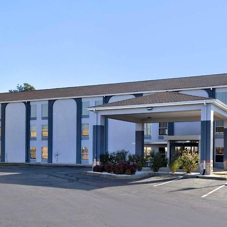 Quality Inn Спартанберг Экстерьер фото