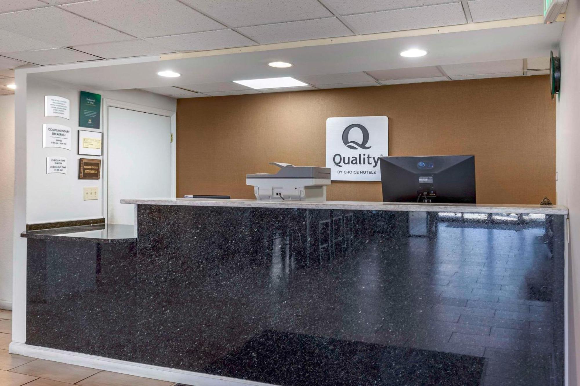 Quality Inn Спартанберг Экстерьер фото